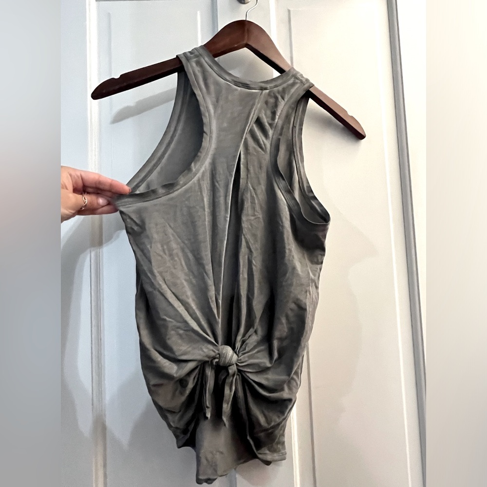 Lululemon, size 4, yoga tank, workout top